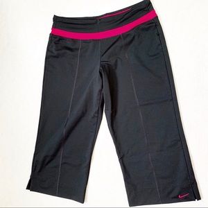 Nike Dri-Fit Capri Athletic Workout Pants black